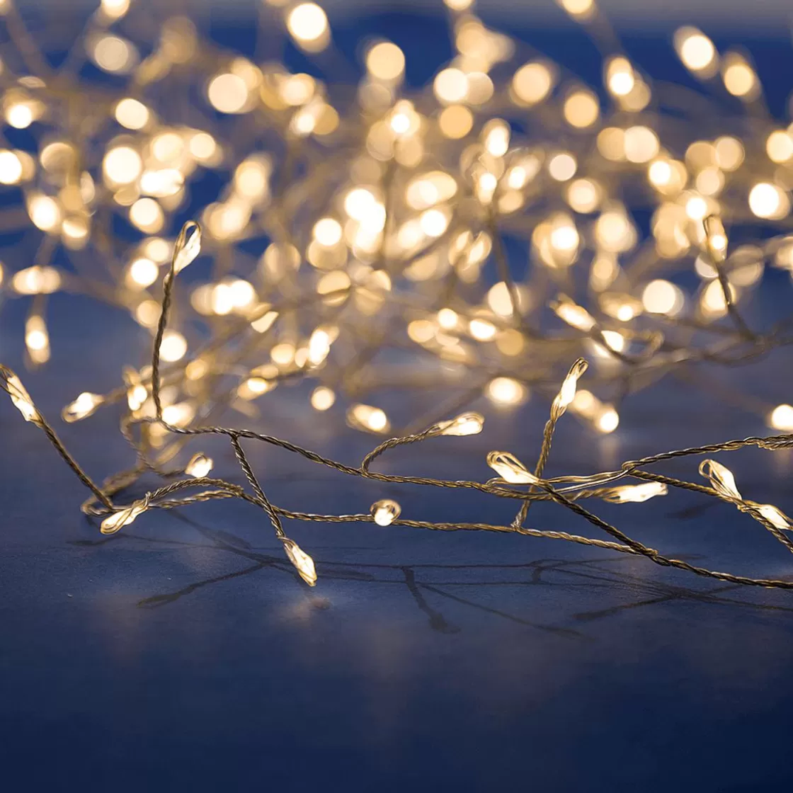 Luces De Navidad>DecoWoerner Cadena De Luces LED Con Alambre Fuegos Artificiales Para Exteriores, 240 LED, 6 M plata